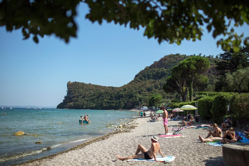 Camping La Rocca Manerba del Garda Εξωτερικό φωτογραφία