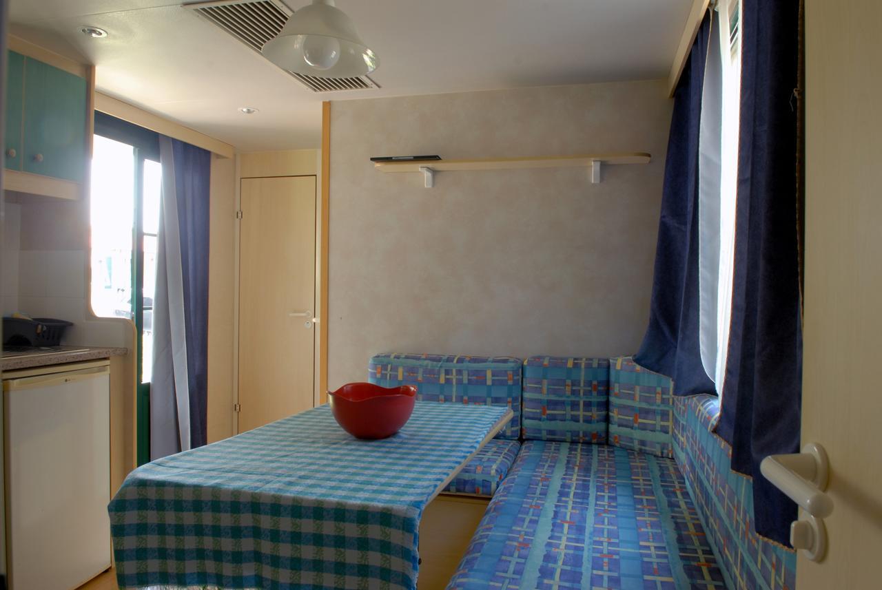 Camping La Rocca Manerba del Garda Εξωτερικό φωτογραφία