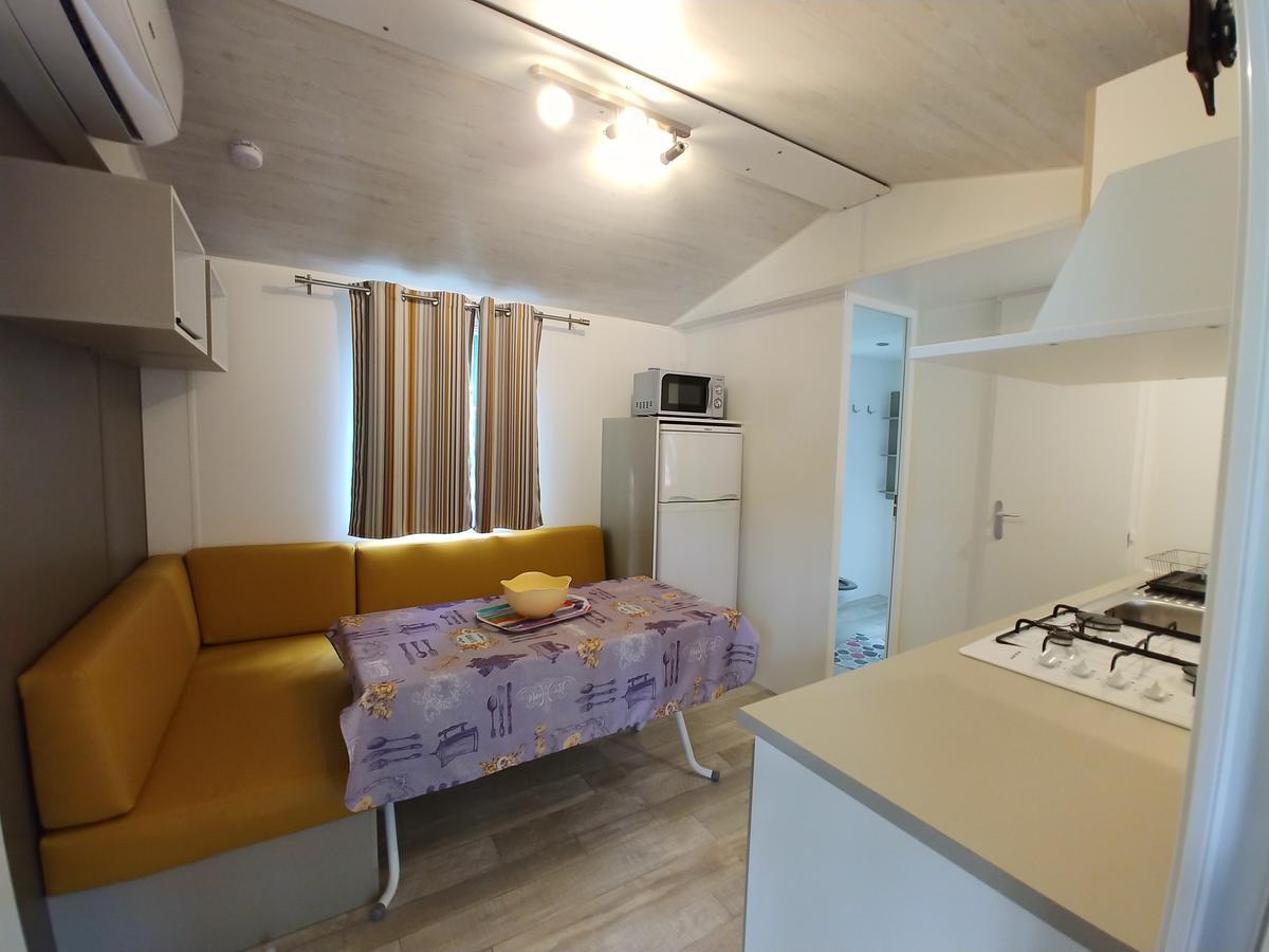 Camping La Rocca Manerba del Garda Εξωτερικό φωτογραφία